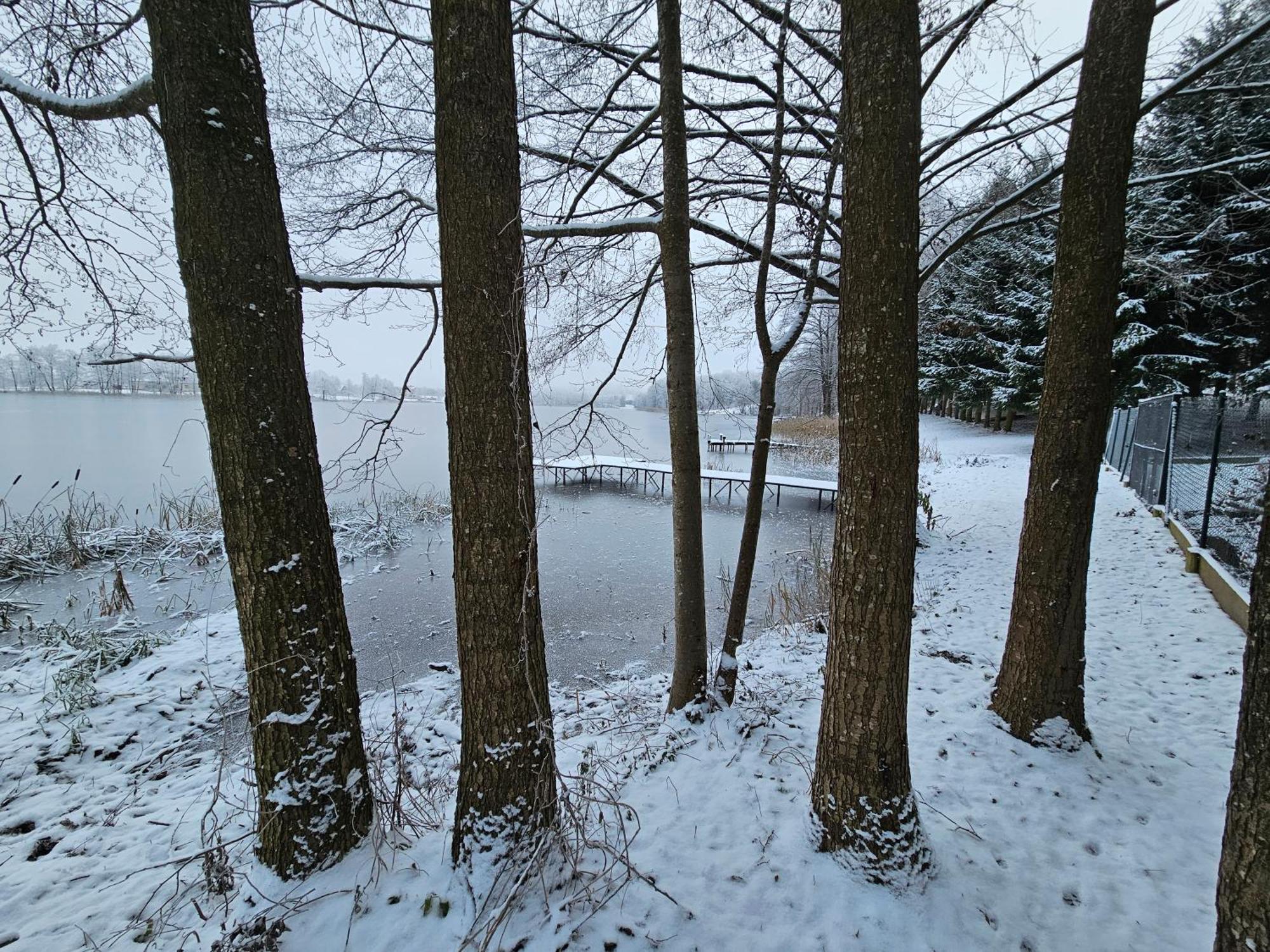 Lepaki Lake Moldzie Zewnętrze zdjęcie